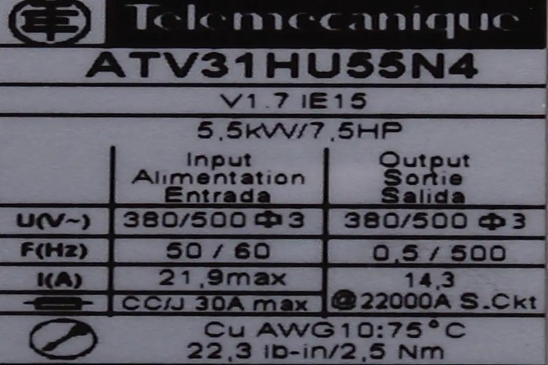 atv31hu55n4 TELEMECANIQUE oprava